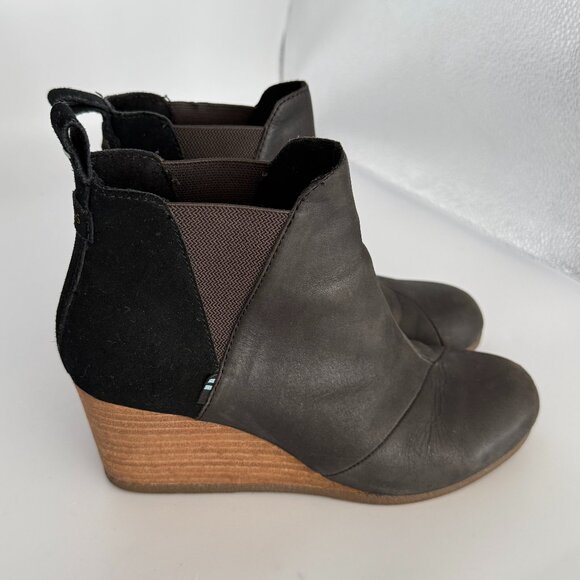 TOMS Black Leather/Suede 10015781 Women's Kelsy Bootie 7.5 - Picture 1 of 9